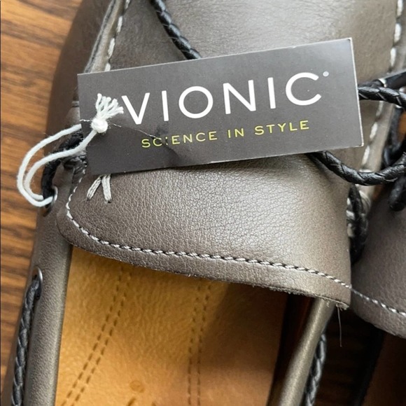Brand new men’s gray science in style vionic shoes main image 4